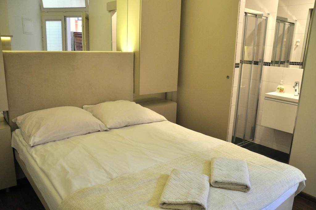 Mirror Apartments Krakow Exterior photo