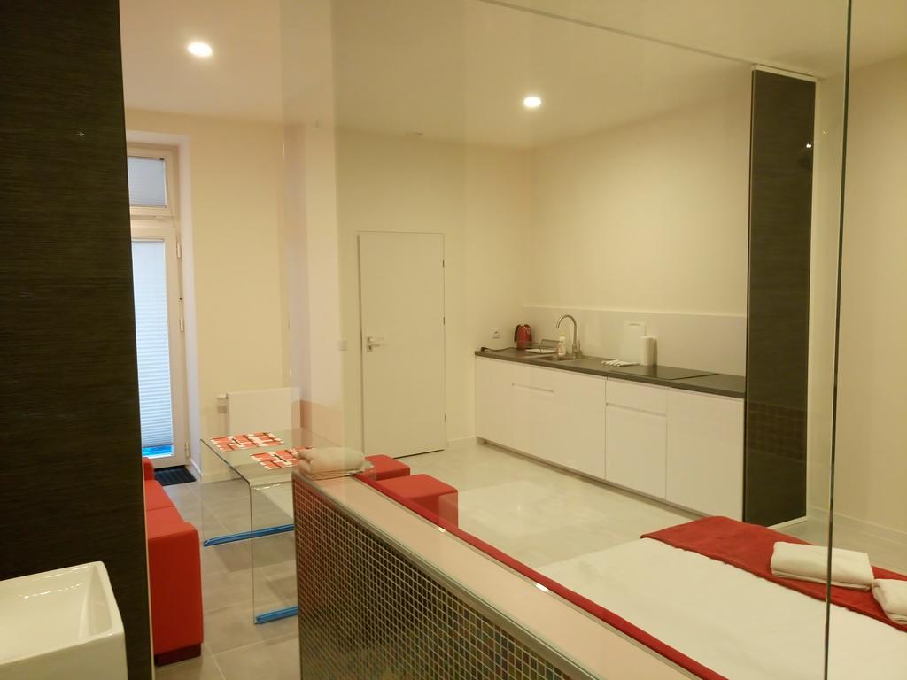 Mirror Apartments Krakow Exterior photo