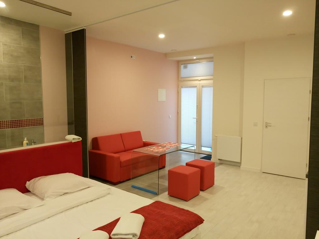 Mirror Apartments Krakow Exterior photo
